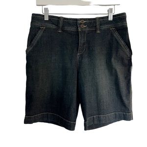 NWT Sonoma Original Fit Mid Rise Walking Shorts - Size 8